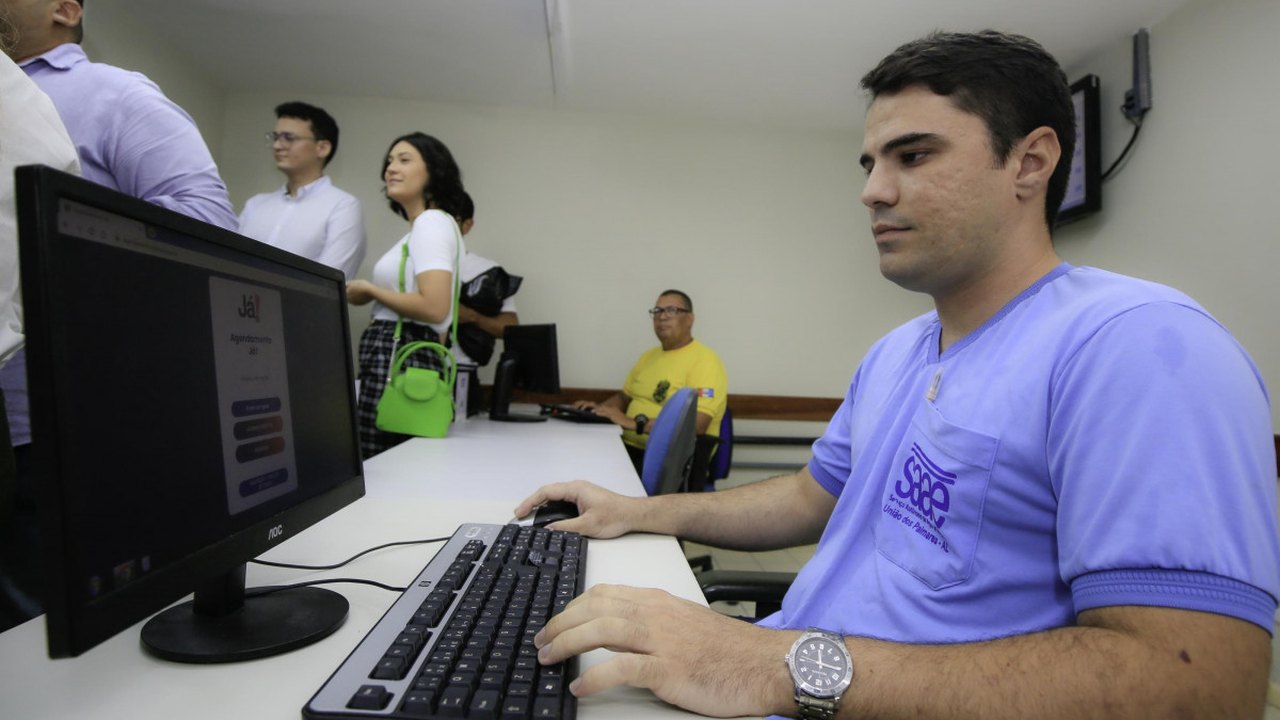 Governo do Estado inaugura a 11ª central Já! em União dos Palmares