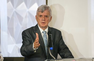 Klever Loureiro assume Vice-presidência e Corregedoria do TRE/AL