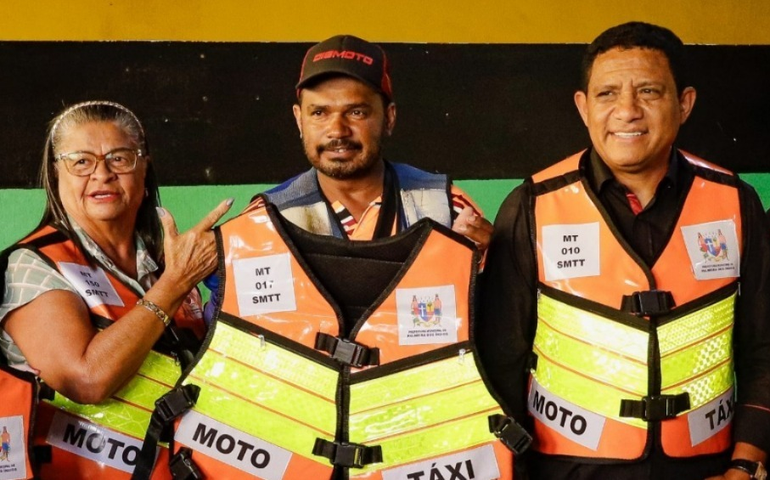 Confusão na prefeitura: Enquanto Luisa Duarte anuncia reajuste de tarifa de mototáxi, SMTT desmente e crise expõe fritura para troca por indicado do G-12