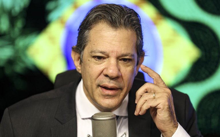 “Não vemos problema em corrigir rota”, diz Haddad