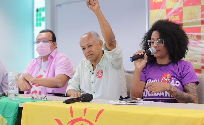 Cícero Albuquerque (PSOL) durante lançamento da campanha