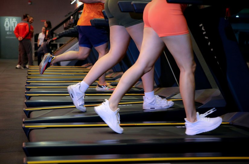 Sedentarismo avança e já impacta hormônios e metabolismo da população