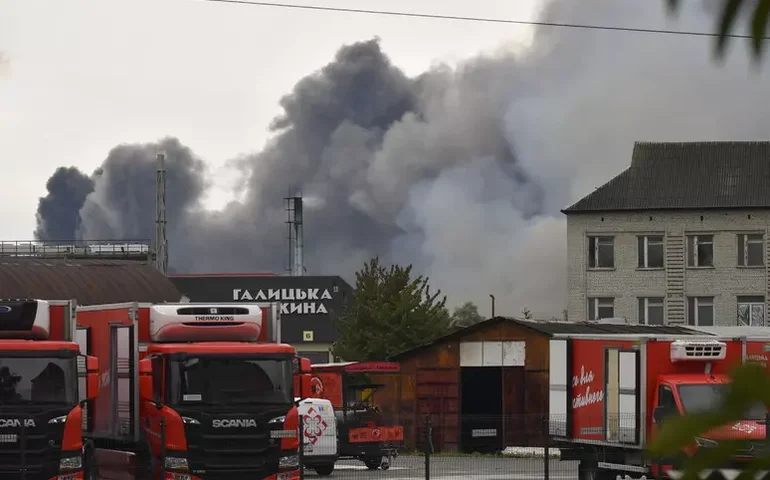 Trem com ativistas italianos é atacado por russos na Ucrânia
