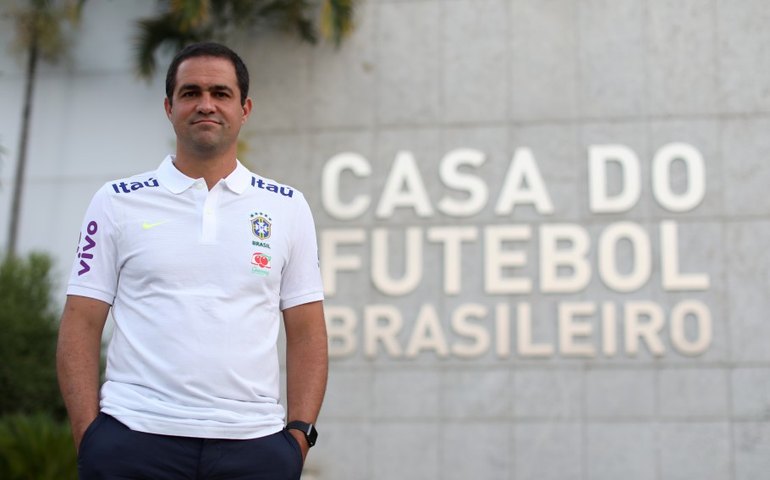 Jardine prevê concorrência sadia na seleção olímpica durante preparação na Sérvia