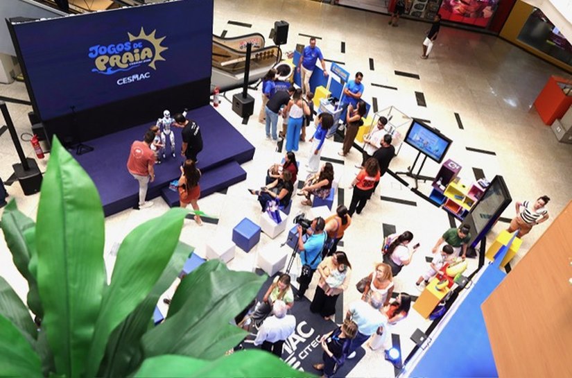 Robô humanoide Edu atrai grande público e é destaque na Arena Tech Cesmac