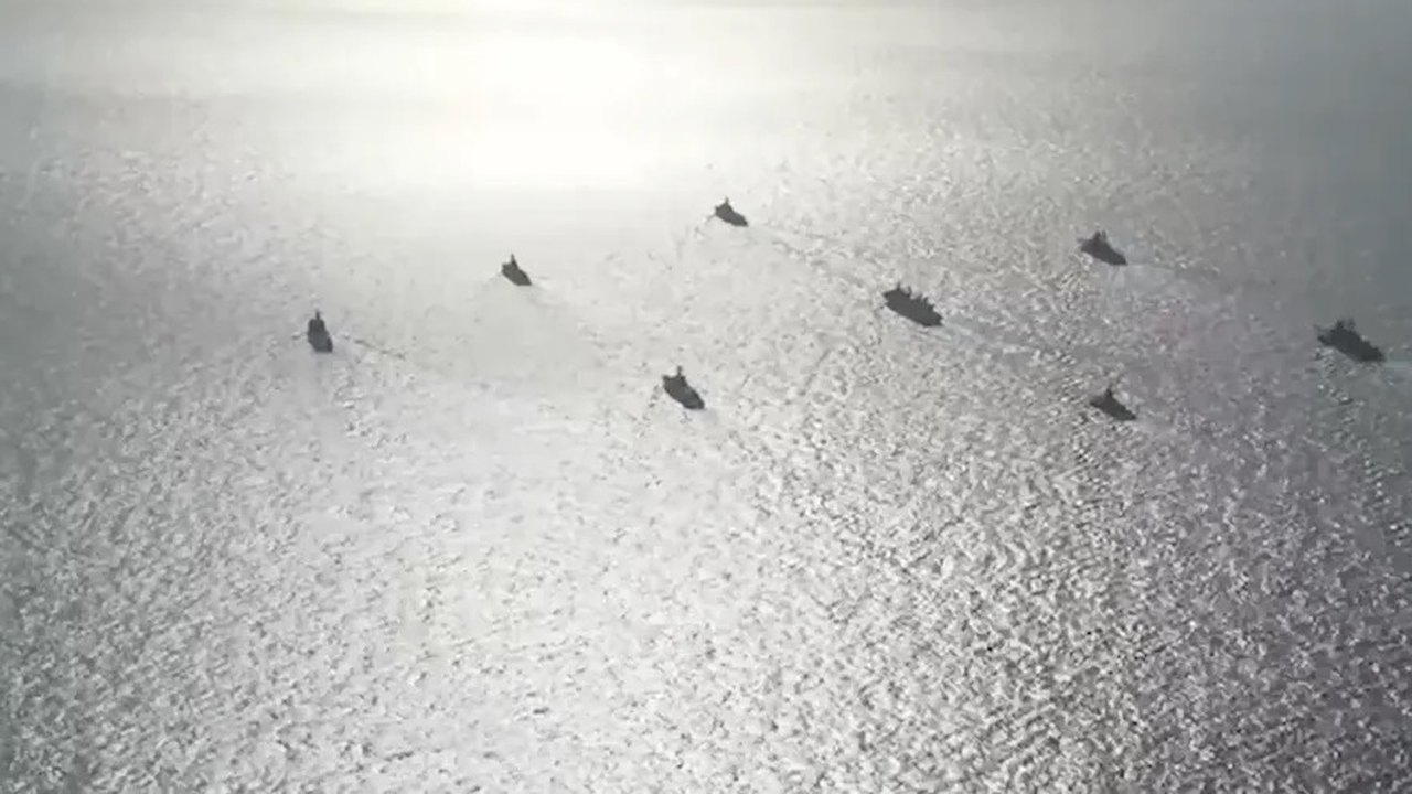 Rússia e China realizam exercícios navais no Pacífico