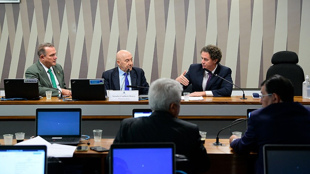 CI ouvirá ministros da Casa Civil e das Cidades sobre decretos do saneamento básico