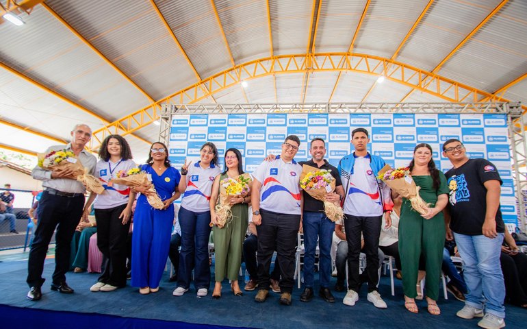  Paulo Dantas inaugura ginásio e nova sede da GEE em São Miguel dos Campos 