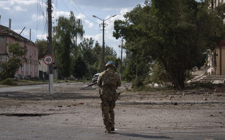 Ucrânia enfrenta impasse estratégico antes de negociações em Abu Dhabi