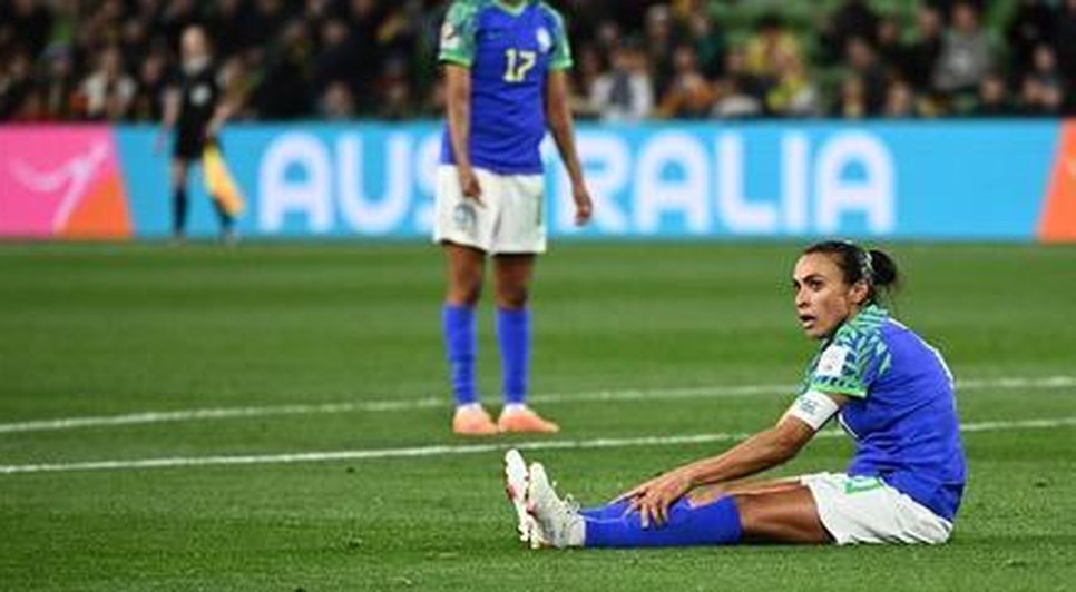 Brasil é eliminado após empatar com Jamaica e Marta dá adeus às Copas do Mundo