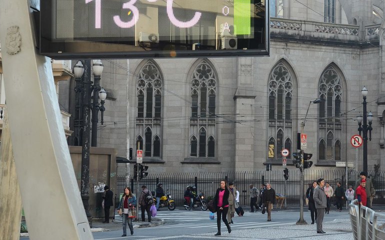 Com frente fria, prefeitura de São Paulo ativa Abrigo Solidário