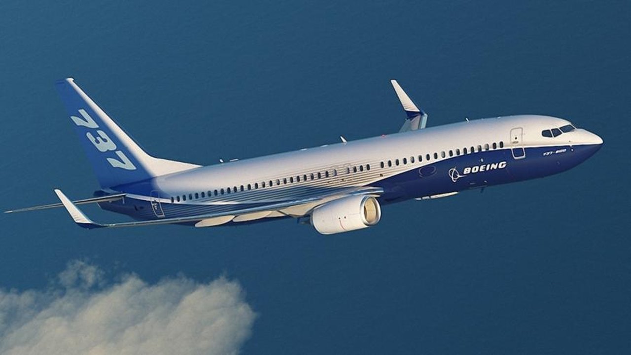 Avião faz pouso de emergência na Nova Zelândia após suposta colisão com pássaros