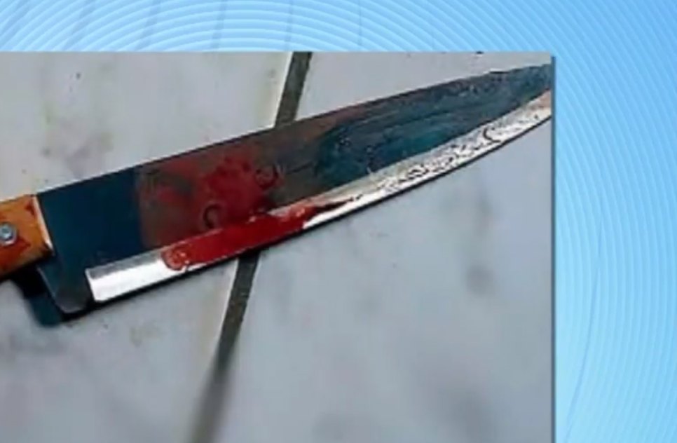 Faca utilizada no ataque contra o subtenente da PM / Foto: Foto: Reprodução/TV Atalaia