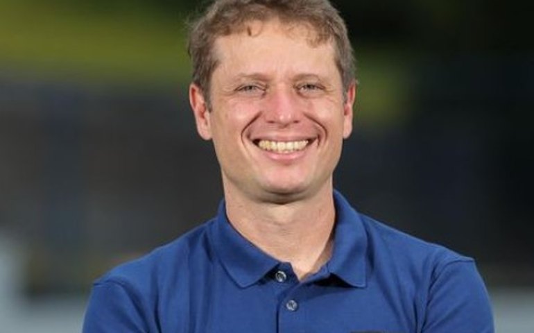 Seabra admite 'momento delicado' do Red Bull Bragantino, mas mostra confiança no projeto