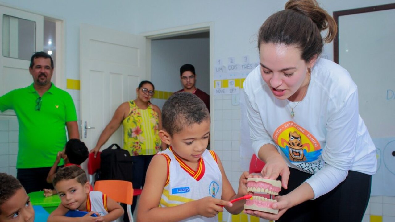 Prefeitura de Penedo e Expedição Científica promovem ações de saúde e educação