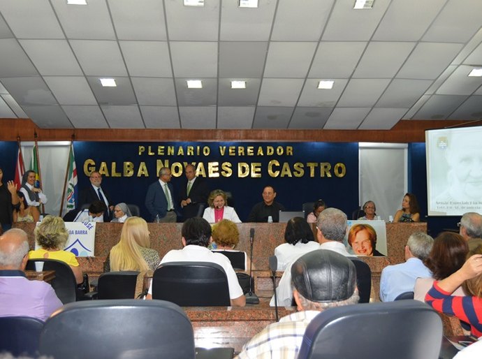 Câmara celebra Dia da Pessoa Idosa e entrega comendas Tereza de Calcutá e Fernando Iório