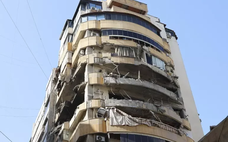 Líbano diz que mais de mil morreram em guerra no Oriente Médio