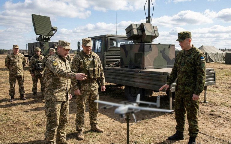 Ucrânia e Estônia buscam reduzir custo de abate de drones