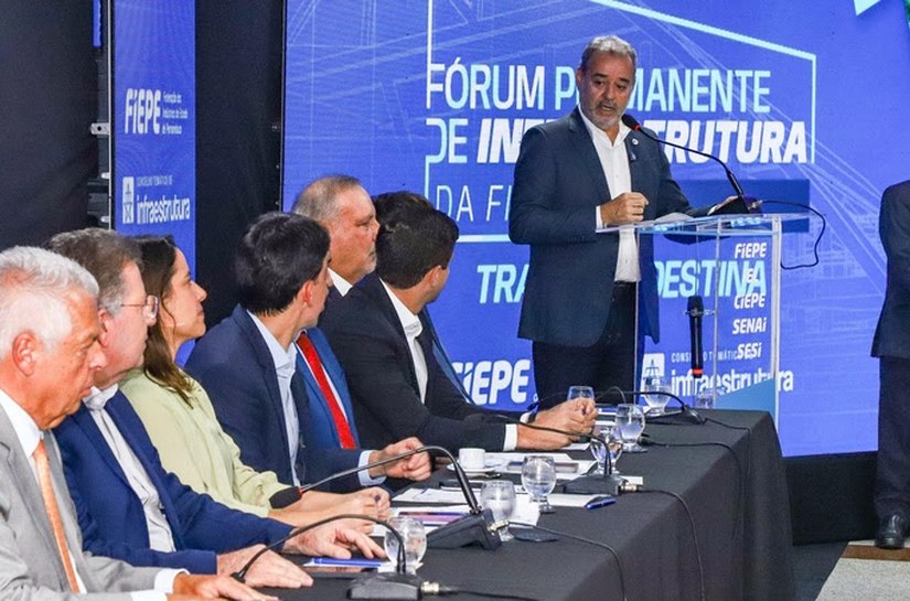 “Diferença política deve ficar da porta para fora quando o assunto for Transnordestina”, disse Danilo Cabral