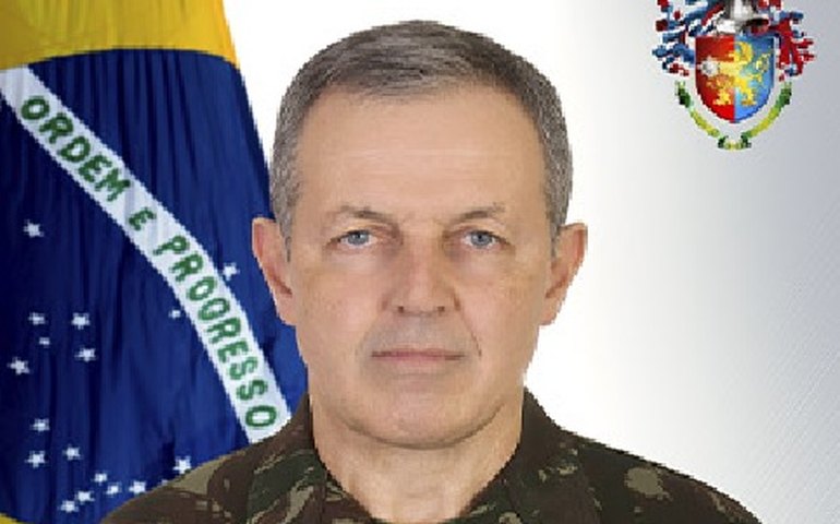 Comandante do Exércio diz que desvios de conduta serão 'repudiados e corrigidos'