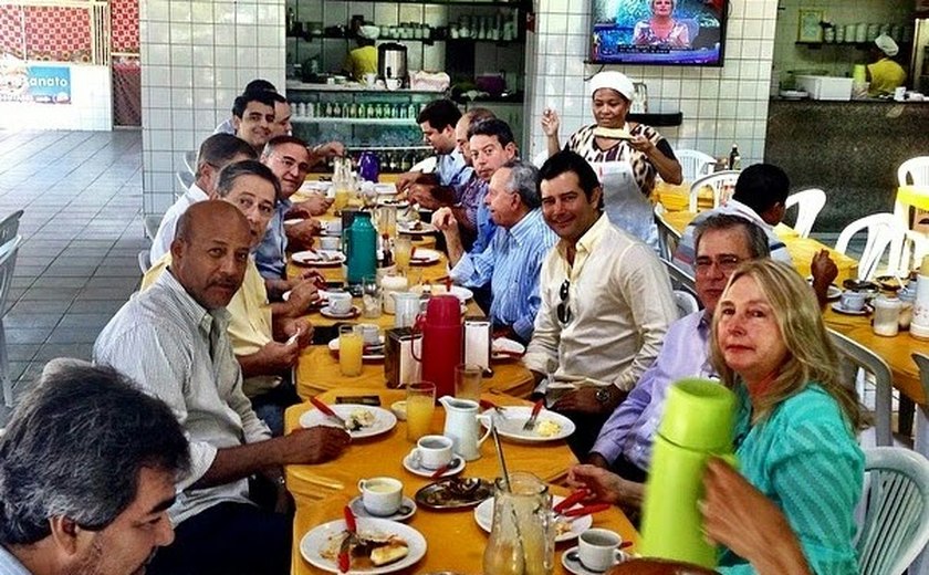 Dono de cargos nos governos Estadual e Federal Biu de Lira lança candidatura com apoio a Campos