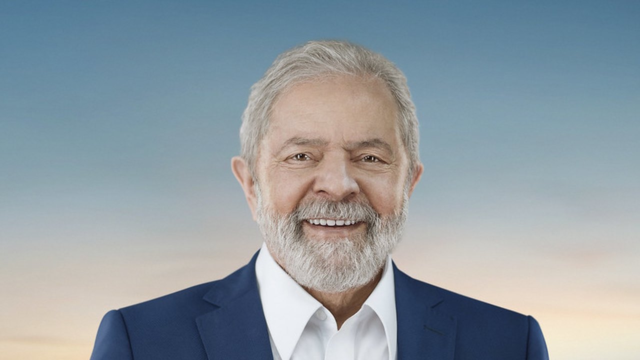 Caetano, Luísa Mell e outros artistas reforçam campanha de Lula por voto útil