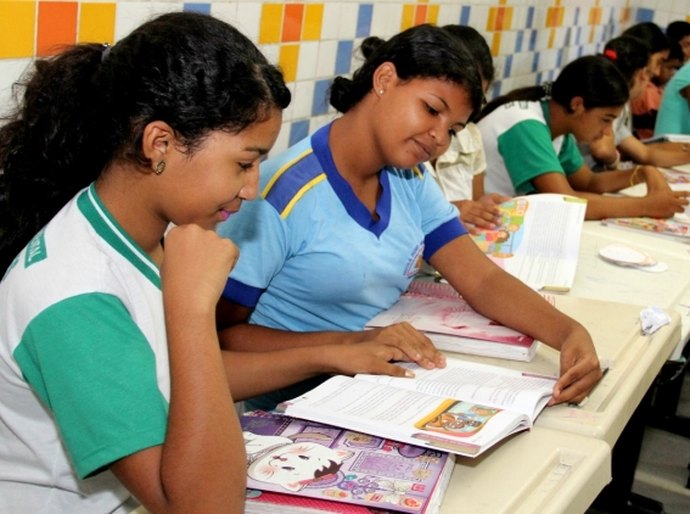 Atividade busca prevenir a violência nas escolas com o diálogo
