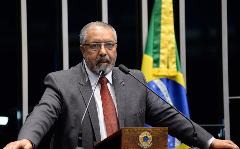 Combate à violência nas escolas exige ação rápida e acolhimento, aponta debate