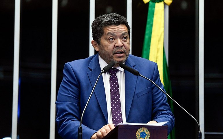 Beto Faro celebra lançamento do Plano Safra 2023-2024