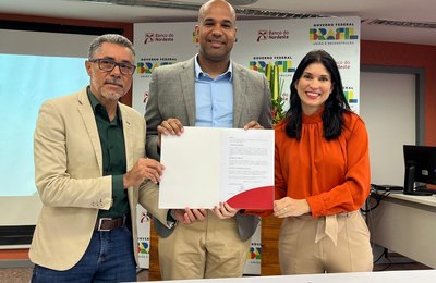 Secretaria de Agricultura, Emater e BNB assinam acordo para ampliar acesso de agricultura familiar ao crédito