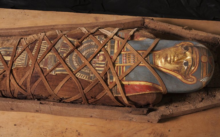 Fragmento da Ilíada é encontrado em múmia de 1.600 anos no Egito