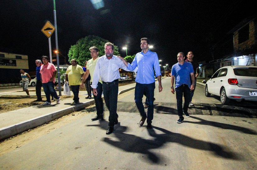 Prefeito Rui Palmeira entrega obras de urbanização do Benedito Bentes