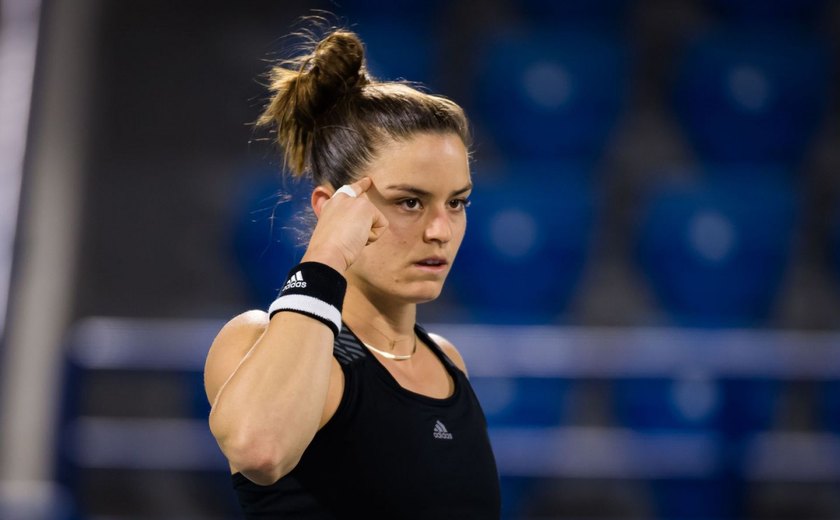 Com autoridade, grega elimina atual campeã e passa às semifinais em Roland Garros