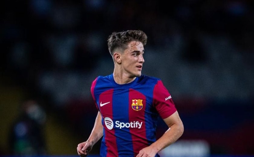 Gavi sofre lesão no joelho e deve desfalcar Barcelona e seleção espanhola o resto da temporada