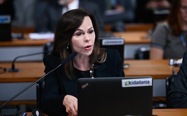 CRE aprova projeto que considera como estágio o intercâmbio no exterior