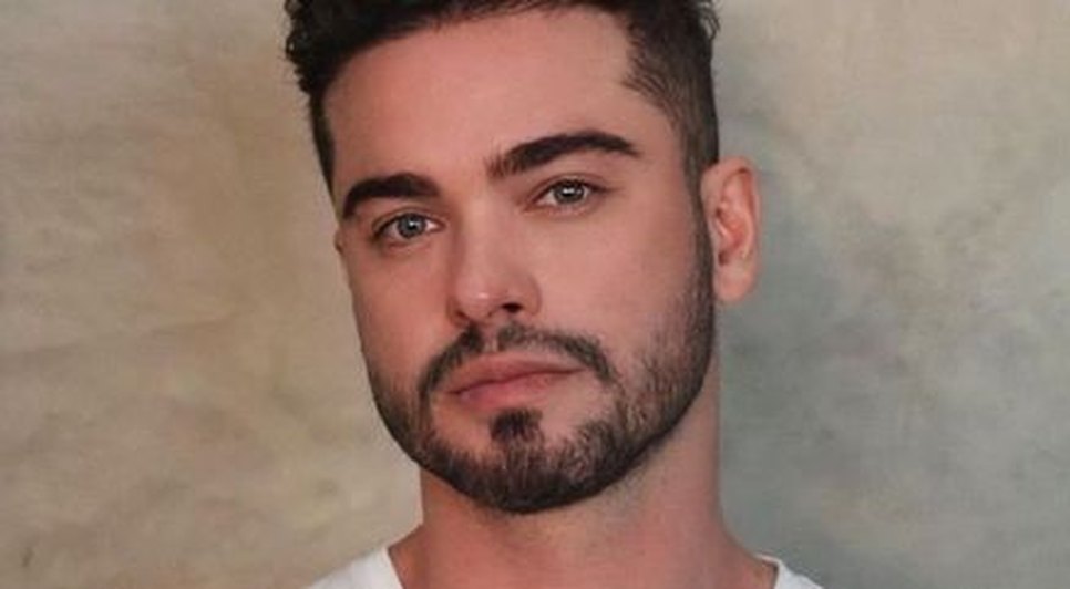 Sidney Sampaio fala pela primeira vez após cair de hotel: 'Que susto a gente tomou'