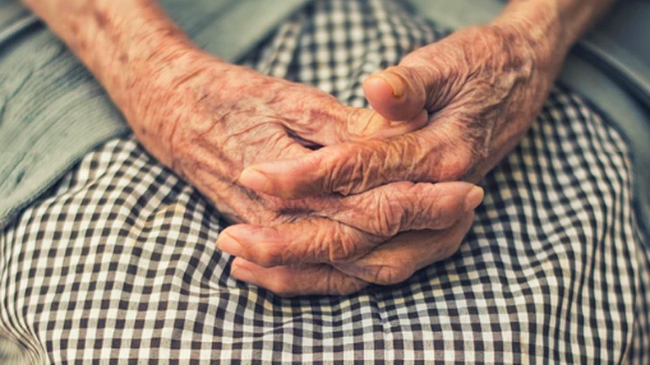 Desafios e mistérios da longevidade: afinal, como é chegar aos 100 anos?