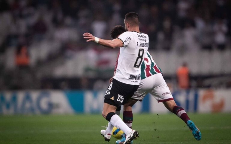 Eficiente, Corinthians bate Fluminense e decide Copa do Brasil contra o Flamengo
