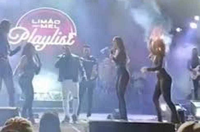 Backing vocal do Limão com Mel se pronuncia após cabelo pegar fogo em show em Pernambuco: 'Processando tudo'