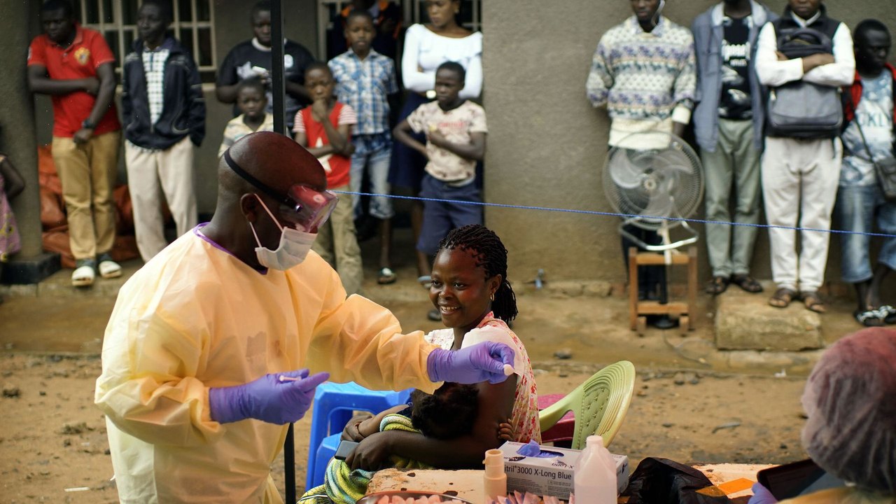 República Democrática do Congo recebe mais de 16 mil doses de vacina contra o ebola