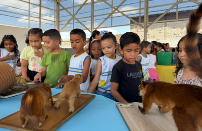 Secretaria de Educação e BPA promovem mais uma exposiçao de animais Taxidermizados em Luziápolis