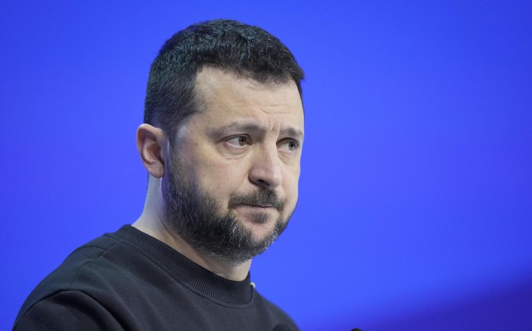 Zelensky agirá sozinho ou com Europa no confronto com Rússia, mas claramente sem EUA, diz revista