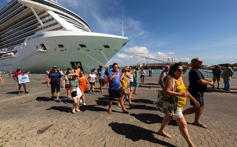 Temporada de cruzeiros aquece economia de Maceió e valoriza segmentos turísticos