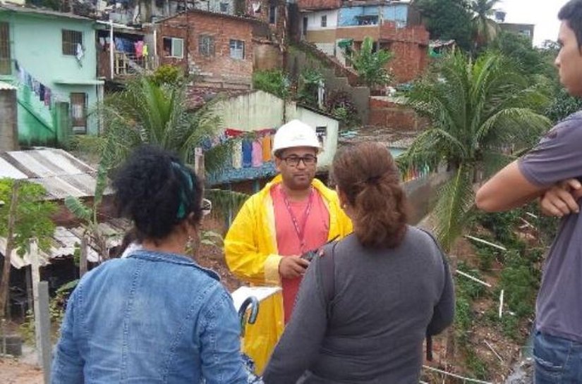 Estudantes de Arquitetura visitam obras de mobilidade nas grotas de Maceió