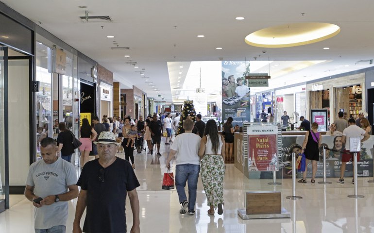 Multiplan vê aceleração das vendas nos shoppings com melhoria da economia