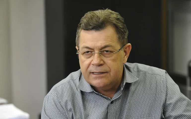 'PT não pode fingir que não é governo', diz petista amigo de Lula após partido se opor a ajuste