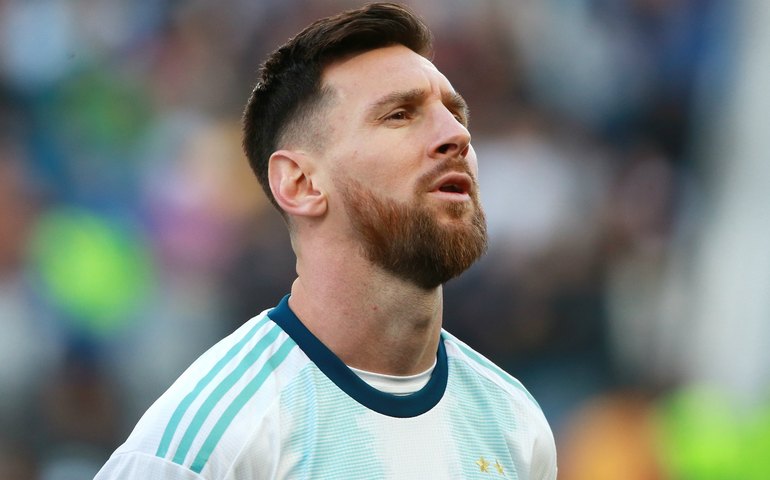 Paris Saint Germain alinha acordo de renovação com Messi, diz presidente