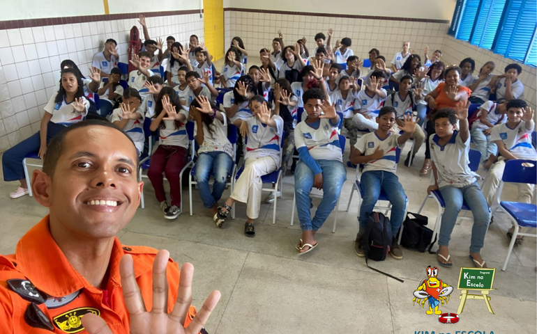 Corpo de Bombeiros realiza palestra integrada ao Programa “Kim na Escola”