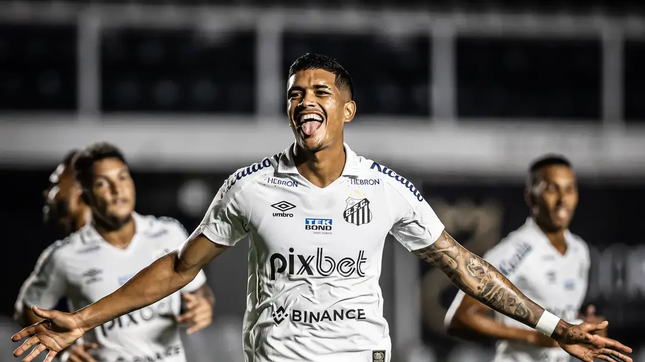Santos anuncia a contratação do atacante Pedrinho e causa revolta nas redes sociais