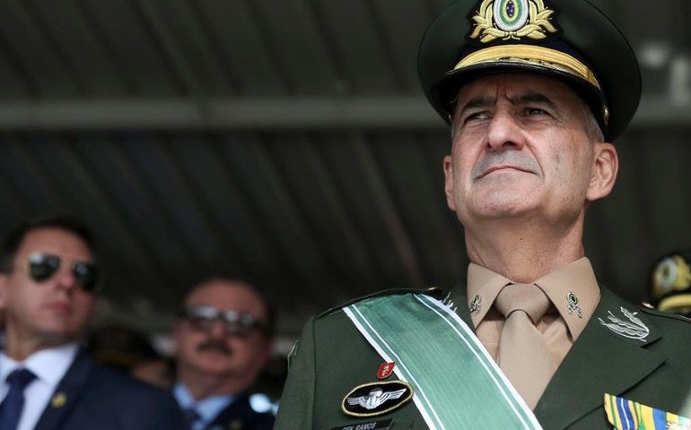 General Ramos articula reforma e ganha poder